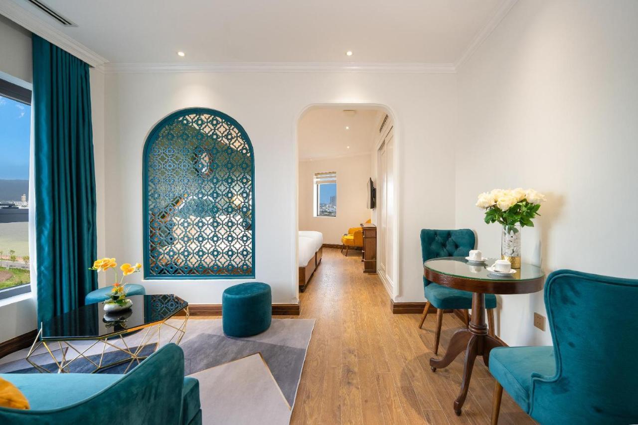La Belle Vie Boutique Hotel Дананг Екстериор снимка