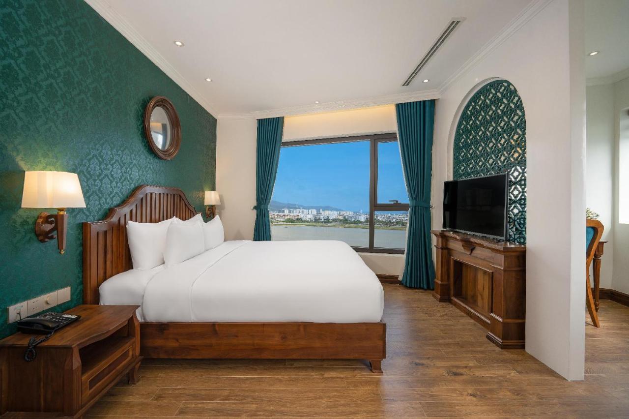 La Belle Vie Boutique Hotel Дананг Екстериор снимка