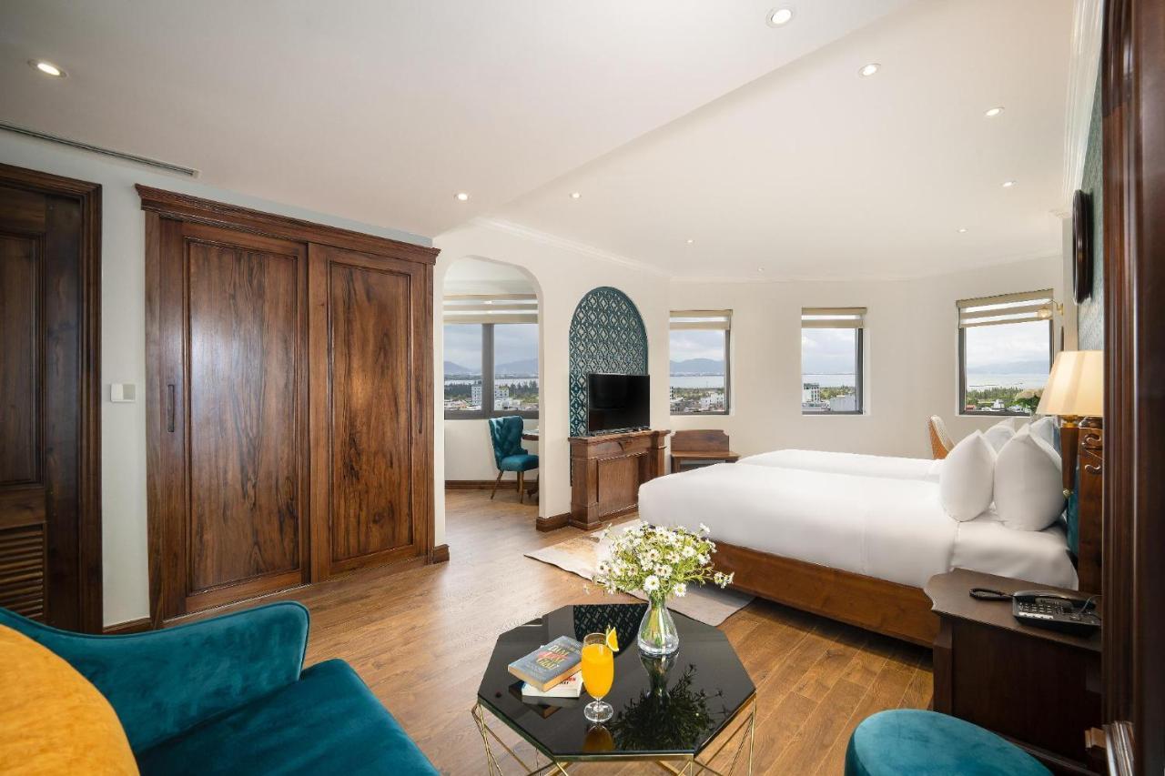 La Belle Vie Boutique Hotel Дананг Екстериор снимка